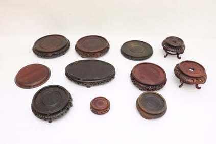 Lot of chinese wood stand