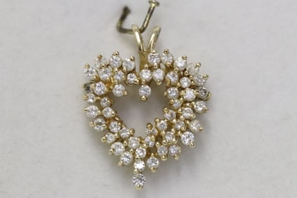 14K heart shape diamond pendant