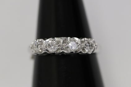 14K W/G diamond ring