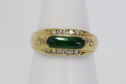 14K Y/G ring w/ jadeite & diamonds