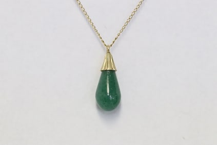 14K Y/G pendant w/ green stone & 14K Y/G necklace