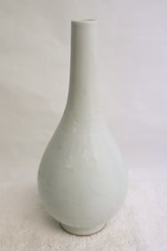 A light celadon vase