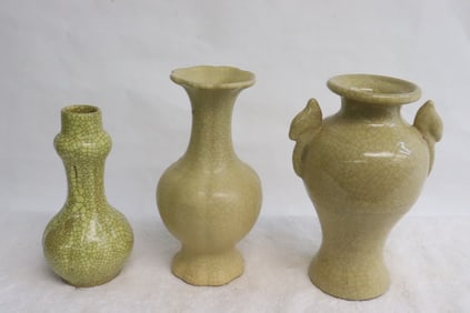 3 Song style crackleware porcelain vases