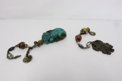 2 resin sculpture of ornaments