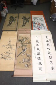 Lot of Chinese print scrolls