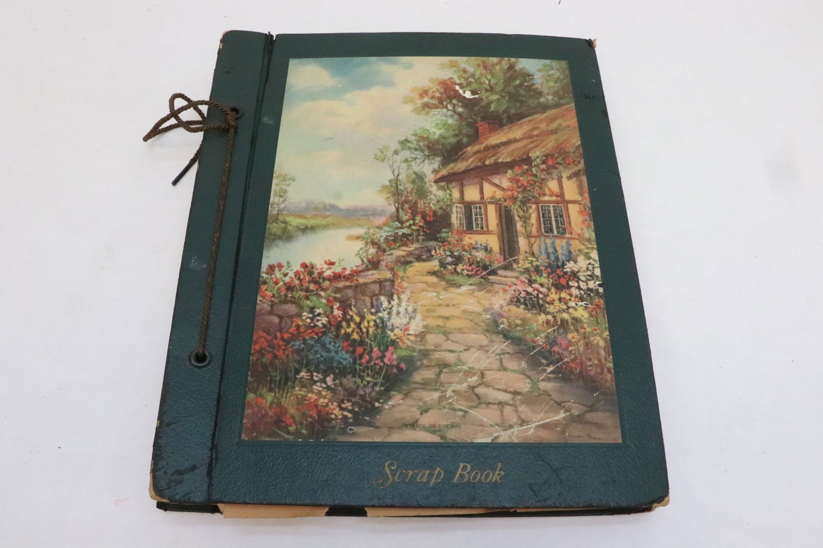 Scrapbook of 1930's/40's postcards (1 of 16)