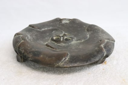 Antique Chinese bronze stand