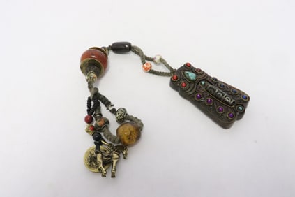 Stone ornament with chain