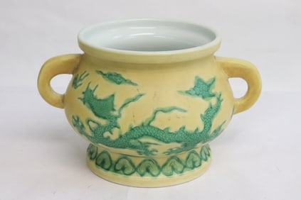 Chinese green on yellow handled censer
