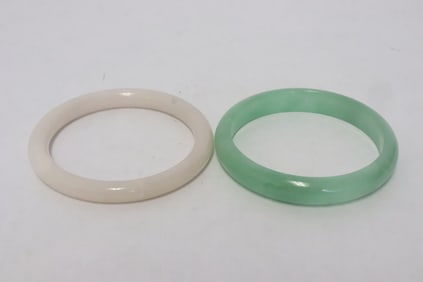 2 Chinese jadeite bangles