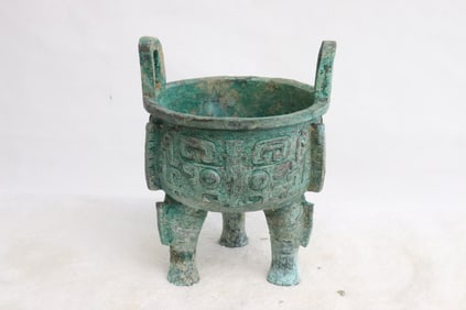 Chinese archaic style bronze tripod ding