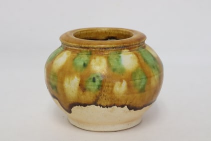 A sancai small jar