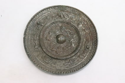 Chinese bronze mirror