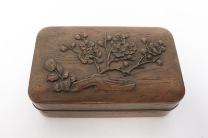 Chinese wood box with carved decoration in relief