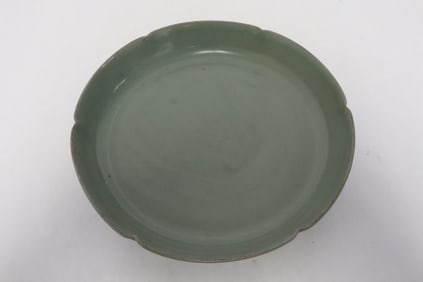 Fine Song style porcelain plate