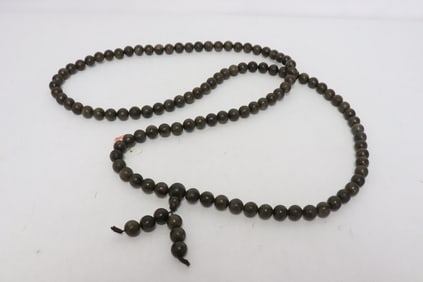 Chinese chenxiang wood bead necklace
