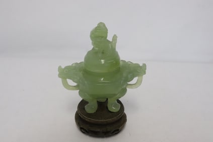 Fine Chinese serpentine carved covered censer