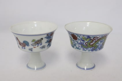2 wucai porcelain stem tea cups