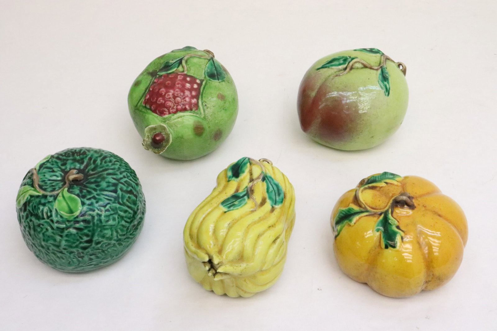 5 Chinese antique sancai earthenware fruits (1 of 9)