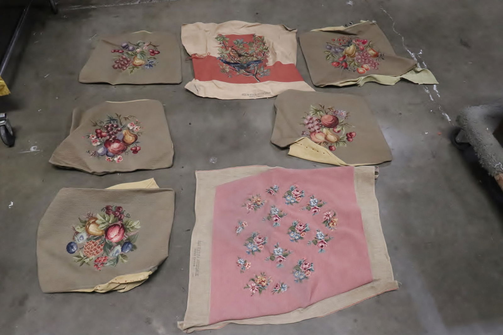 Lot of needle point panels: Lot of needle point panels, 16.5"x21" - 29"x31"