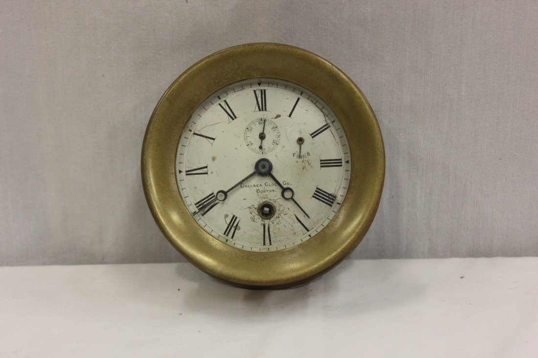 Antique ship clock by Chelsea Clcok co.: Antique bronze/copper cased ship clock by Chelsea Clock co., Boston, 5.5"diax2.3"D