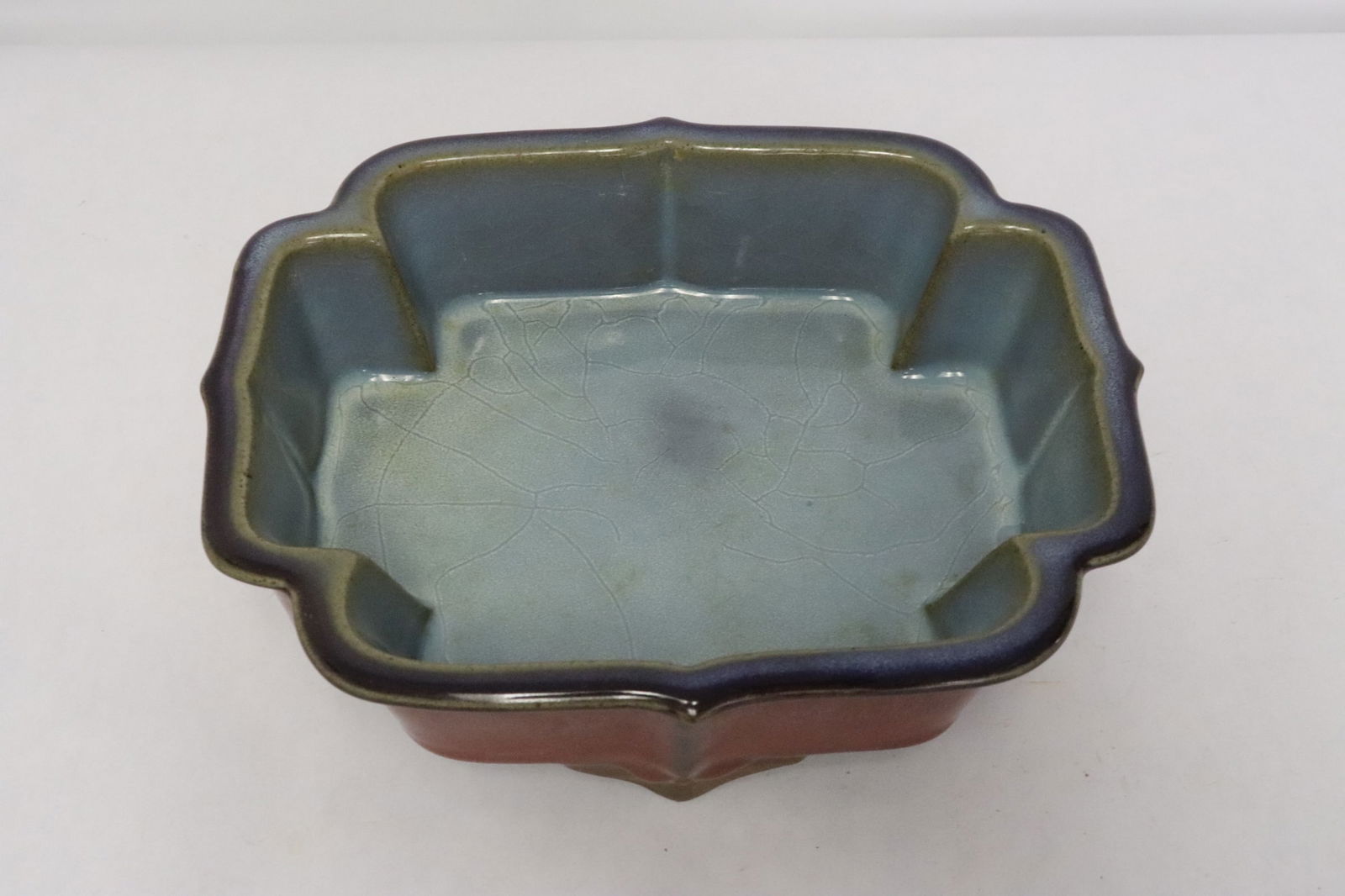 Chinese red glazed porcelain brush wash: Chinese red glazed porcelain brush wash, 2.8"x7.8"x6.25"