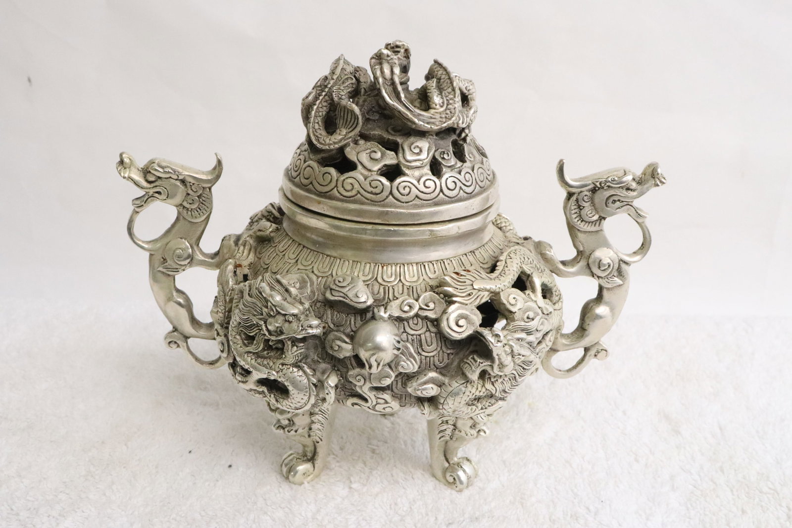 A fancy white bronze censer: A fancy white bronze censer, 5.9"x7"x5"