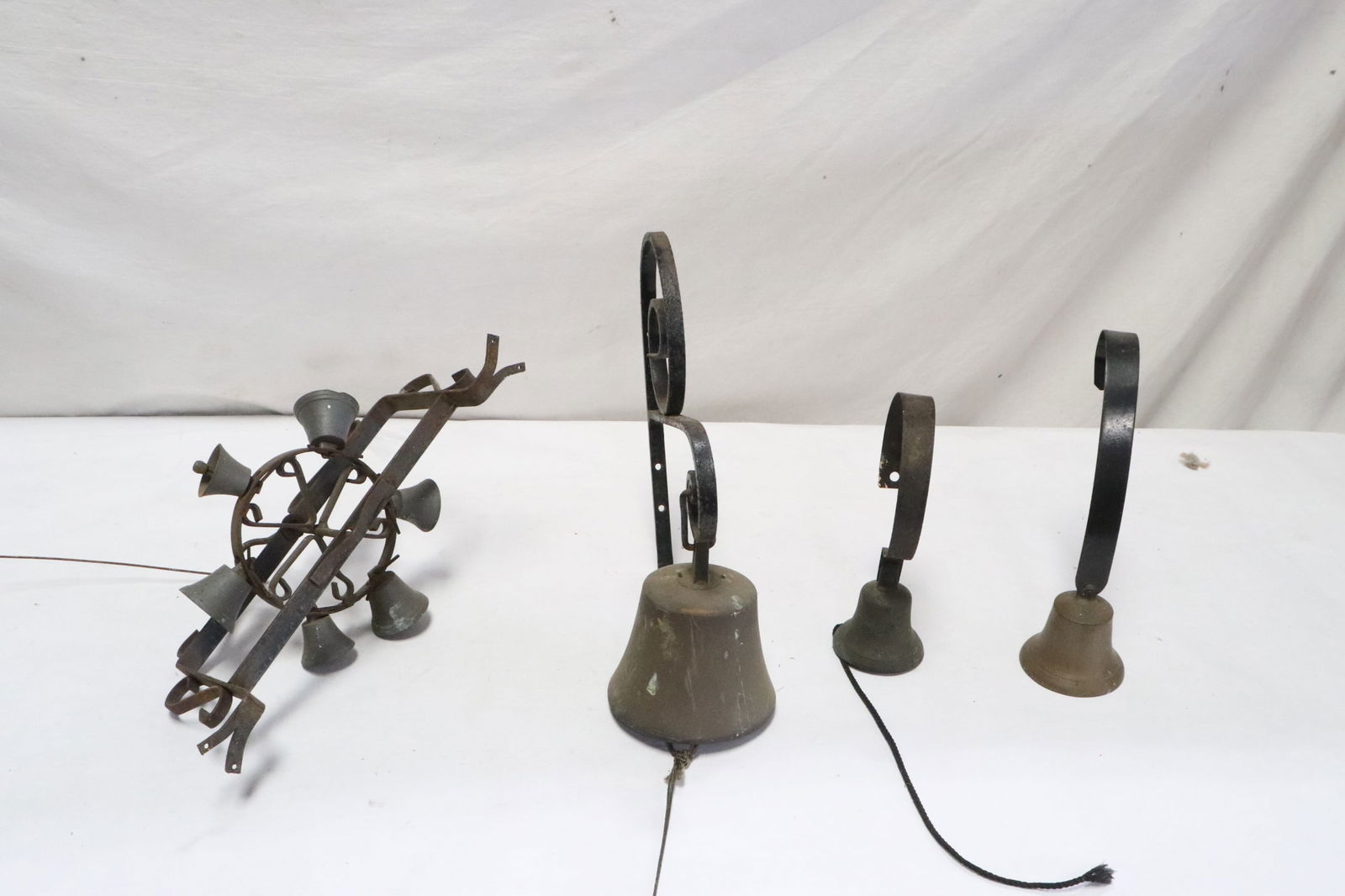 4 hanging bells (1 of 9)