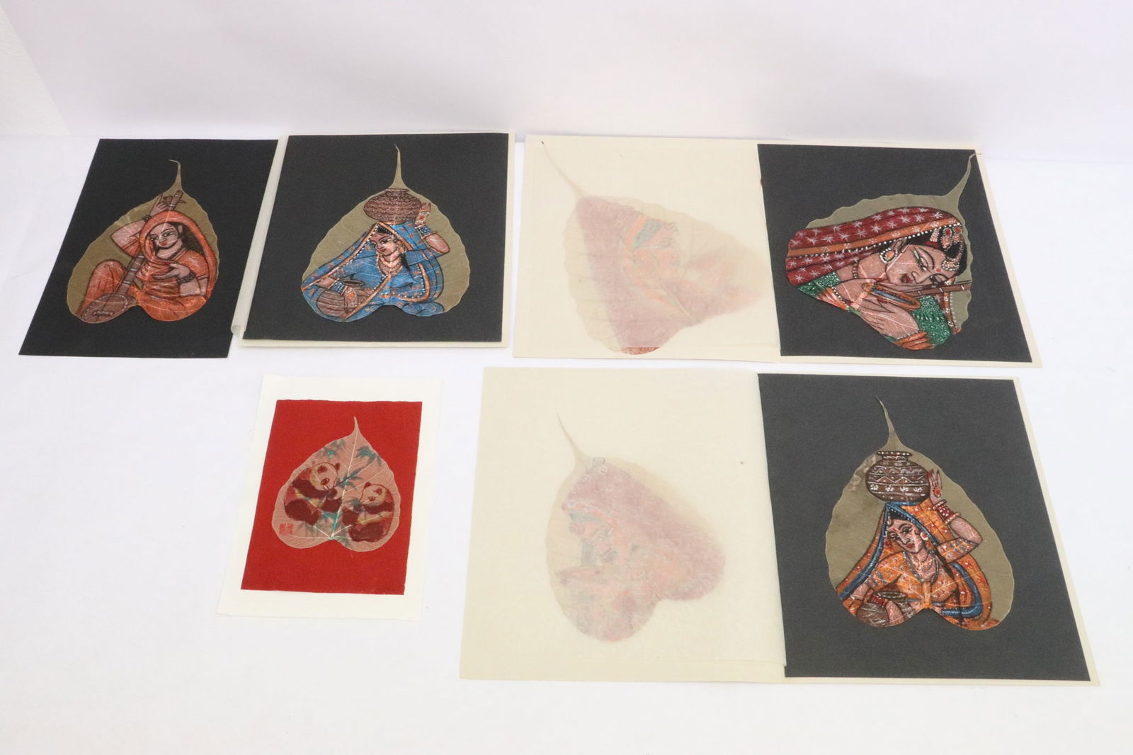 Rare India painting on leaves, total 7 paintings (1 of 11)