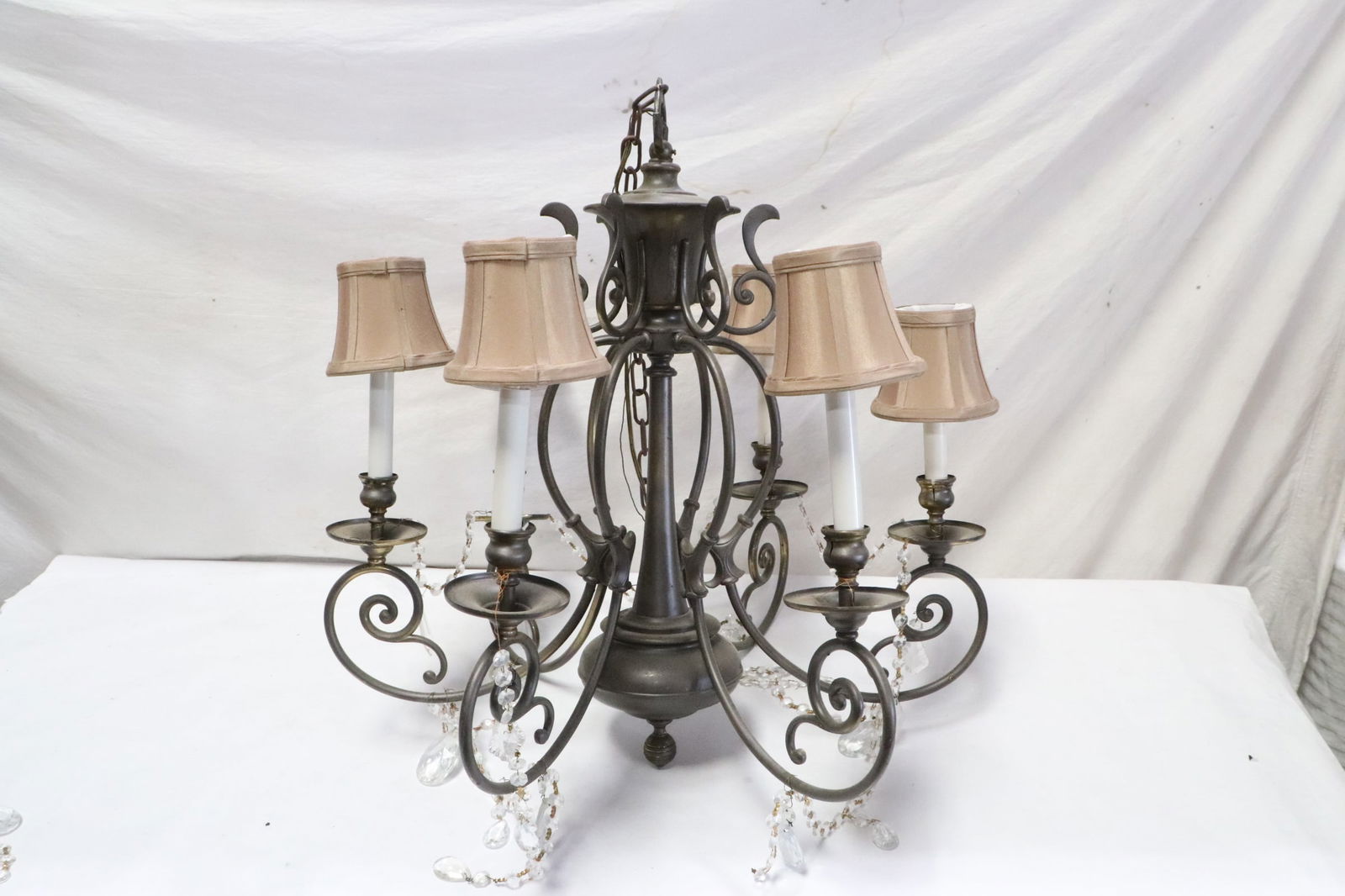 A bronze 6-light ceiling lamp (1 of 8)