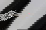 A 14K W/G 1.36 carats D/SI1 diamond ring with GIA report