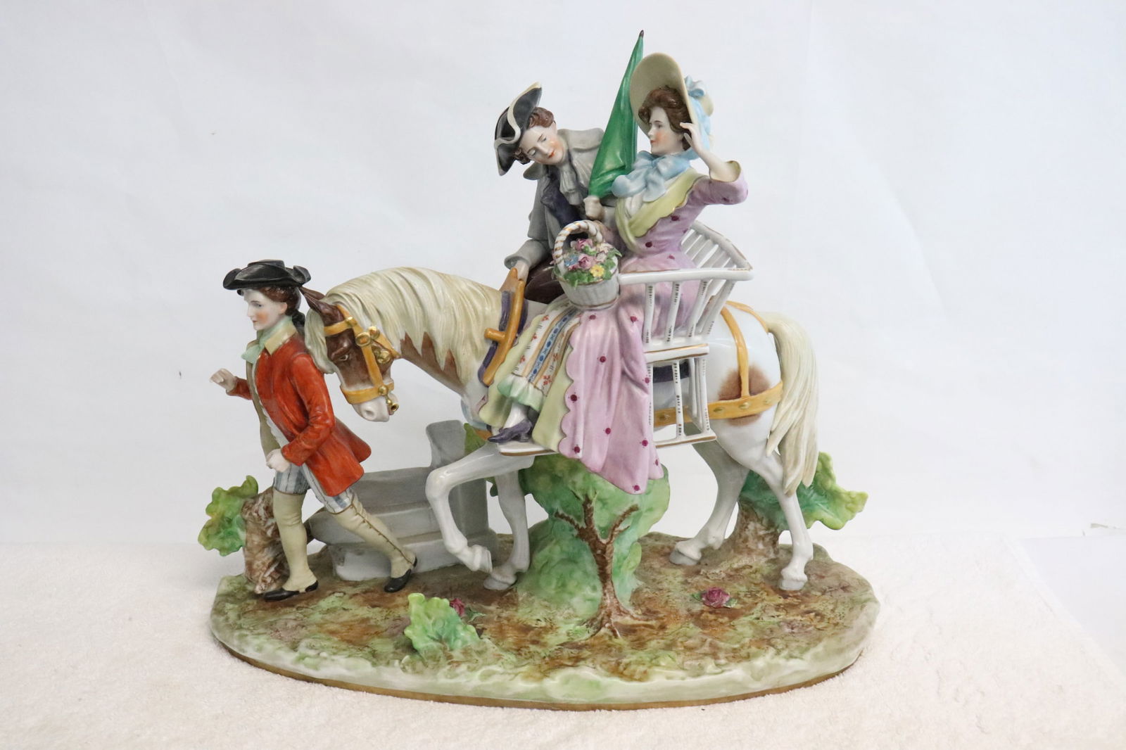 Germany large porcelain sculpture (1 of 11)