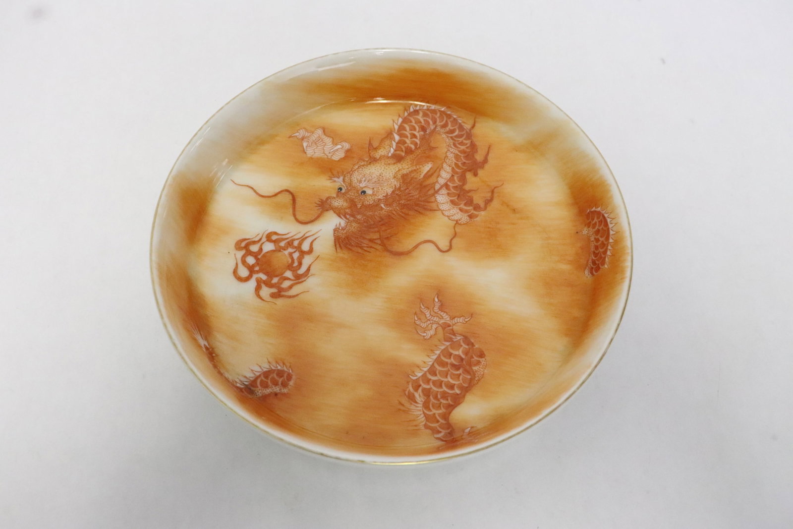 Chinese red on white porcelain brush wash: Beautiful Chinese red on white porcelain brush wash, 1.6"x6.4"dia