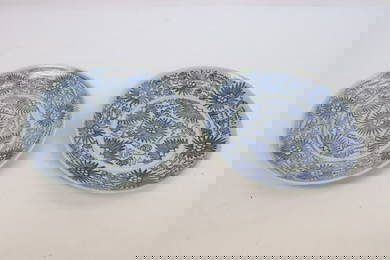Pair Chinese 18th century b&w porcelain plates