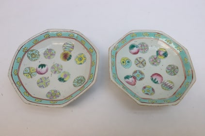 2 Chinese antique famille rose porcelain plates