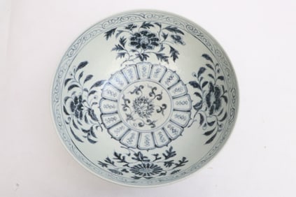 Chinese blue and white porcelain bowl