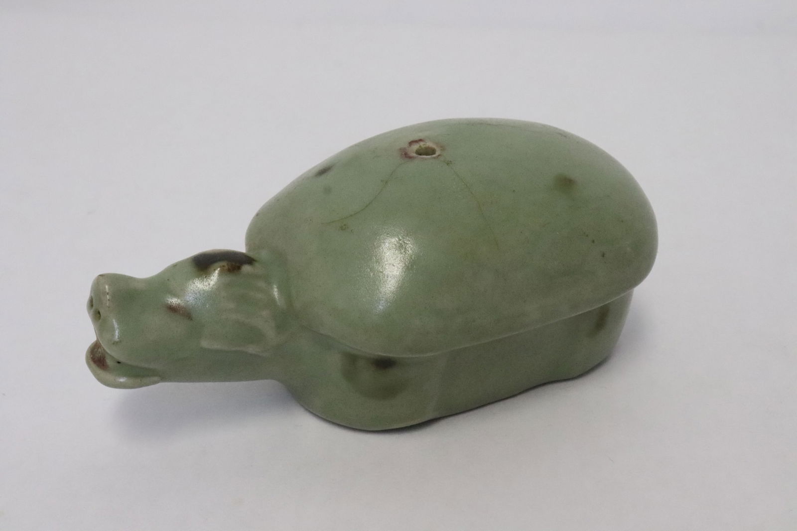 Vintage Korean celadon water dripper (1 of 6)