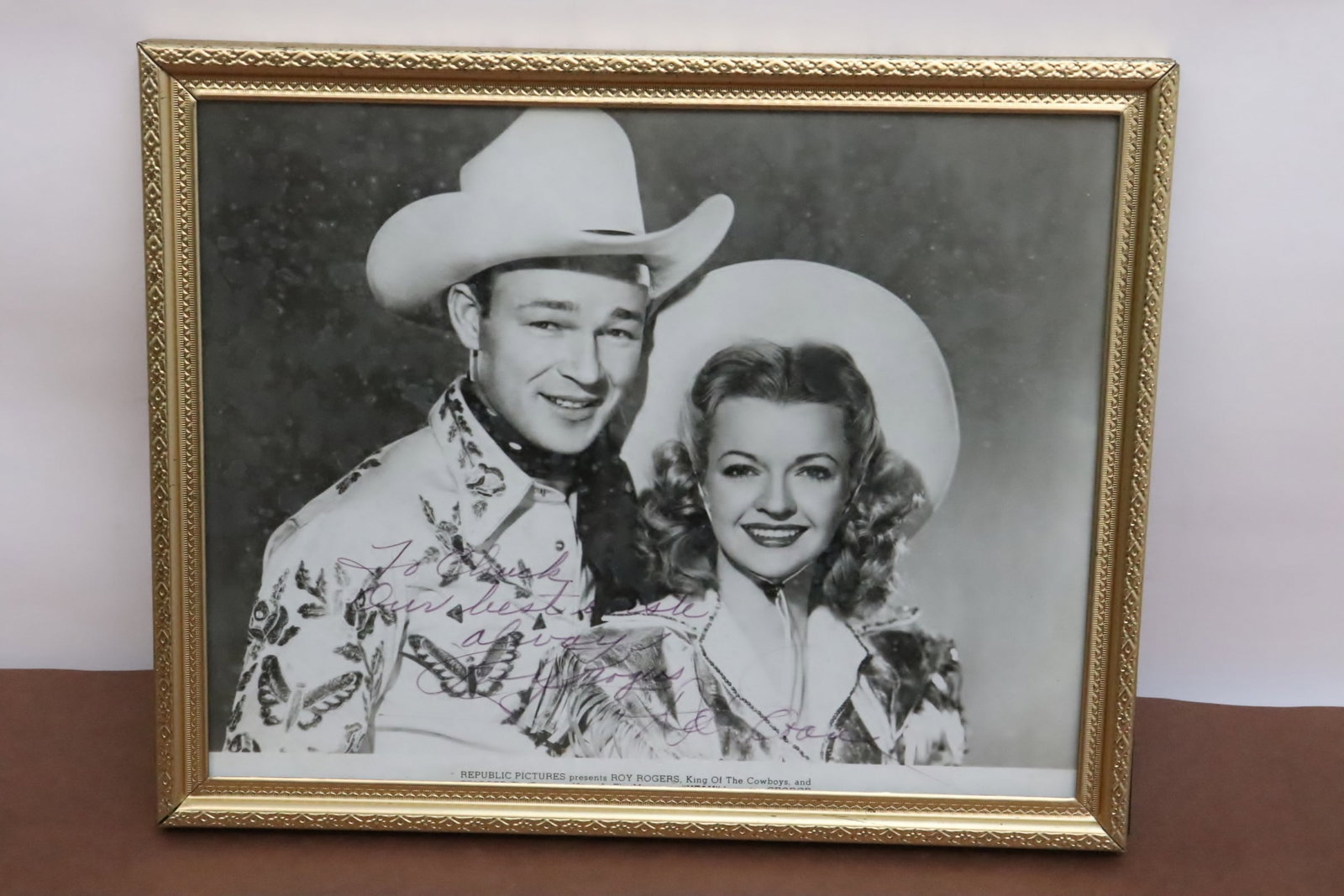 Framed photo signed by Roy Rogers & Dale Evans (1 of 6)