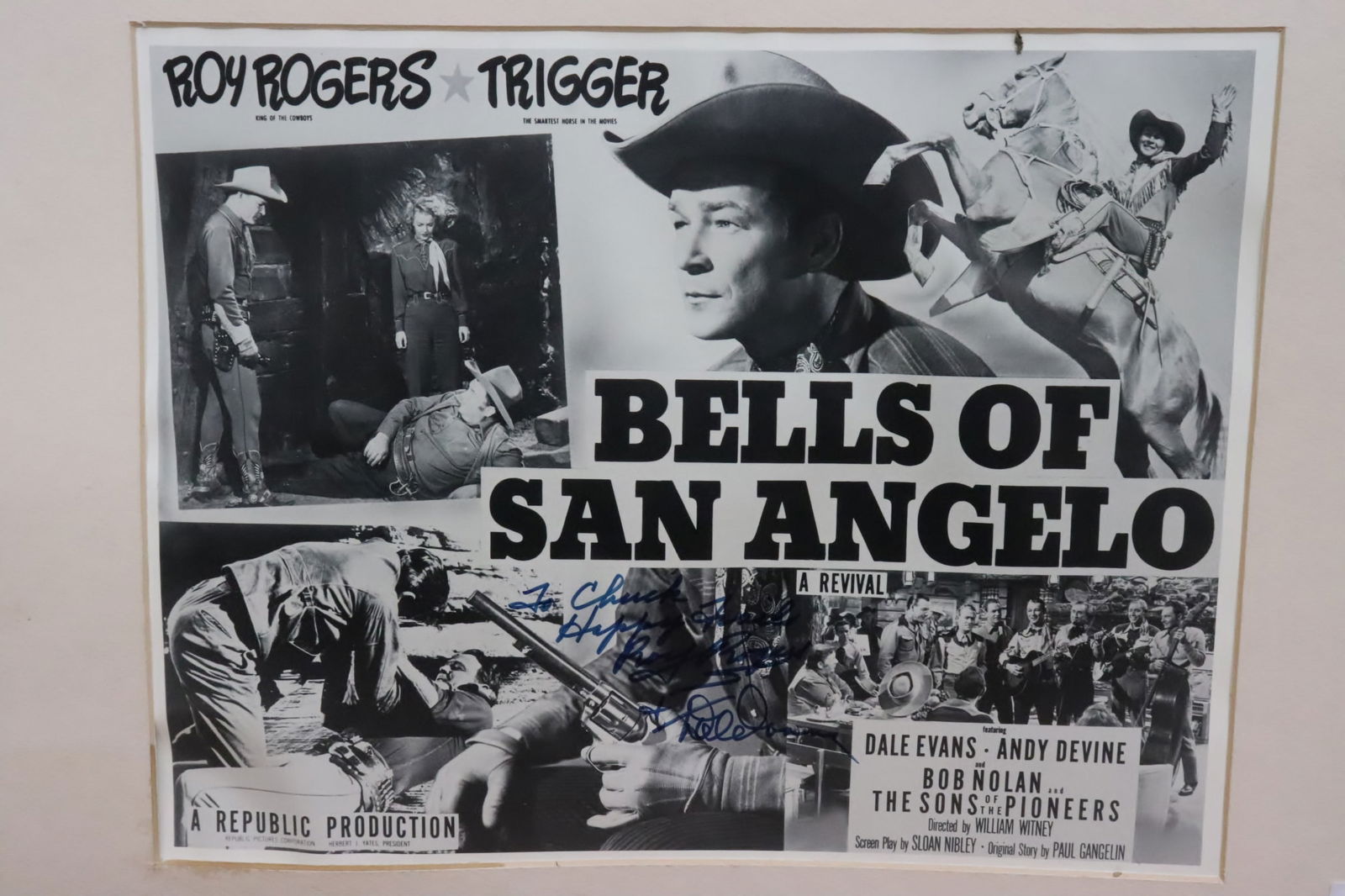 Roy Rogers and Dale Evans signed movie poster (1 of 6)