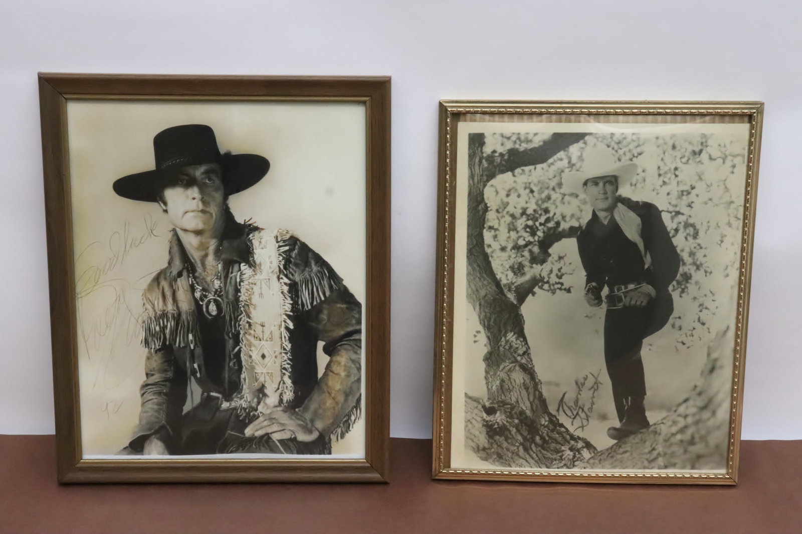 2 western movie star signed photos (1 of 8)