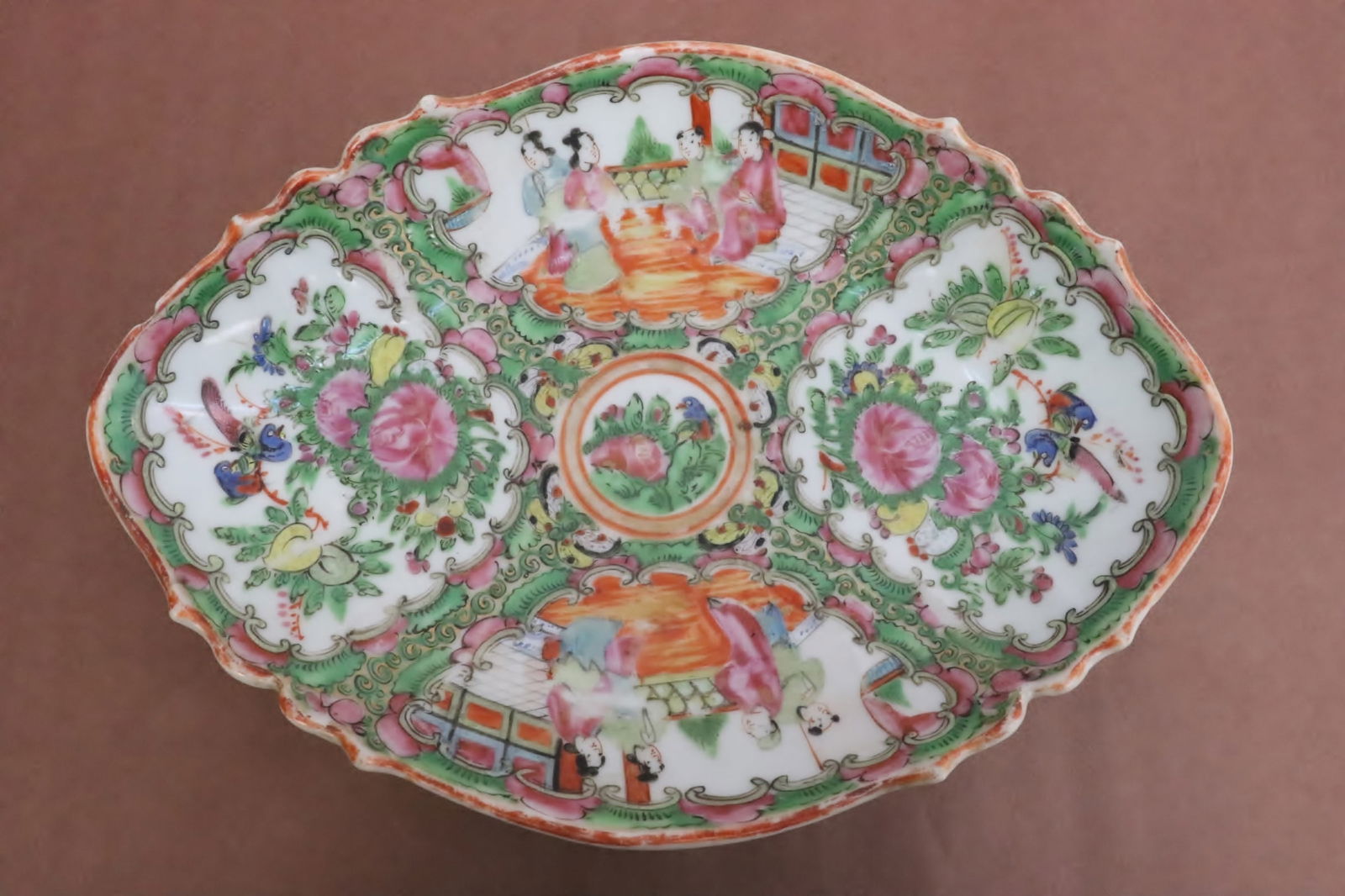 Antique Chinese rose canton plate (1 of 8)