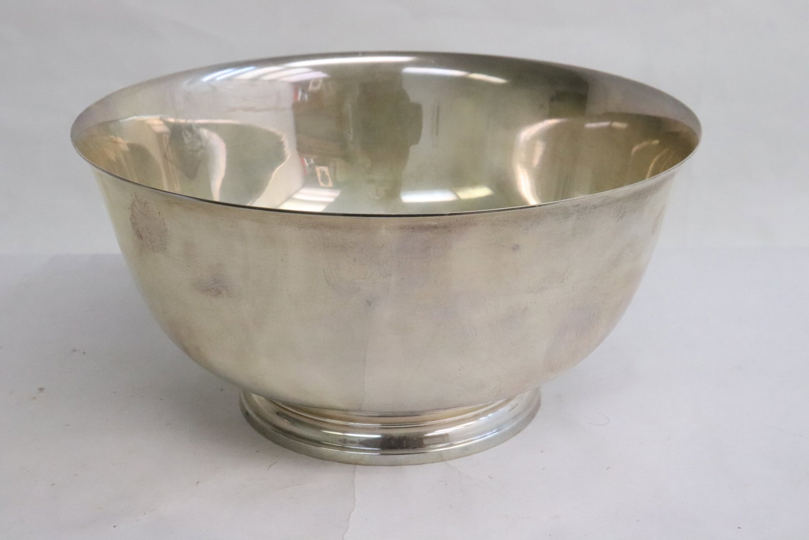 A sterling silver bowls by Tiffany and co.: A sterling silver bowls by Tiffany and co., wt. 467gm, 3.85"x7.65"dia