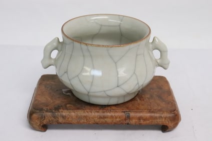 Chinese vintage crackleware porcelain handled censer
