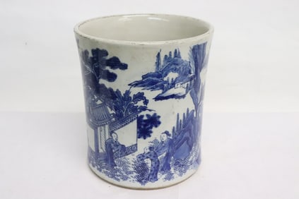 Chinese blue and white porcelain brush holder