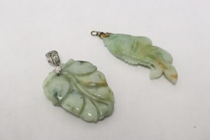 2 jadeite carved ornaments