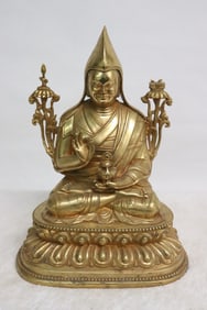 Very fine Chinese gilt bronze sculpture of deity