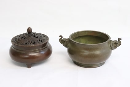 2 bronze censers