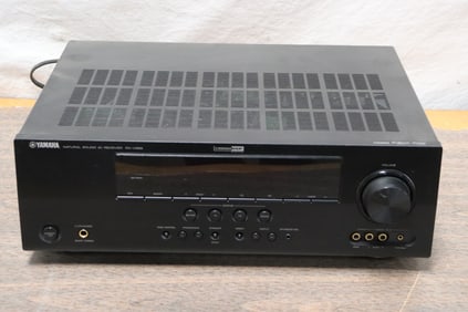 Yamaha RX-V565 receiver