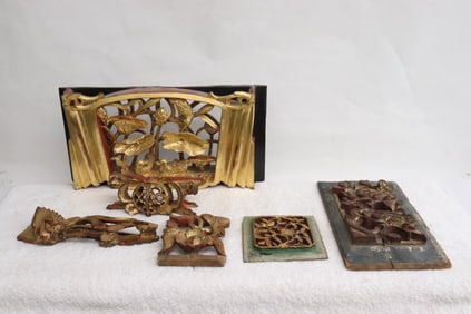 Lot of Chinese antique gilt wood carved fragments