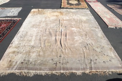 Large room size Chinese vintage wool. silk rug